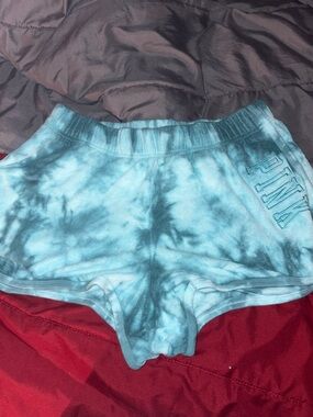 vs pink shorts
